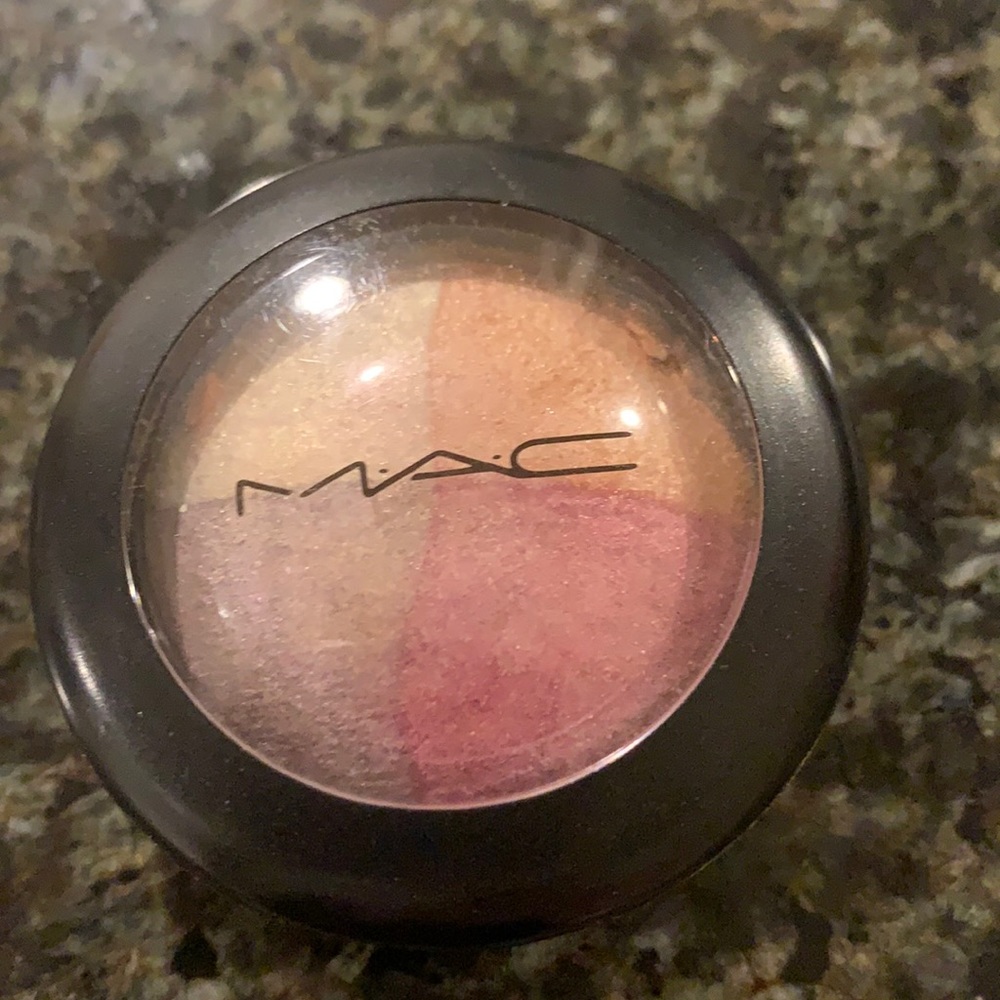 Mac mineralize eyeshadow